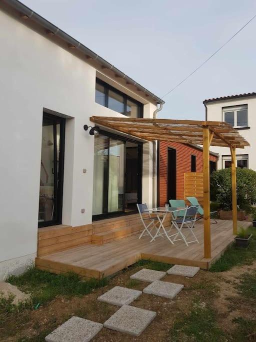 לה רושל Notre Petite Maison מראה חיצוני תמונה